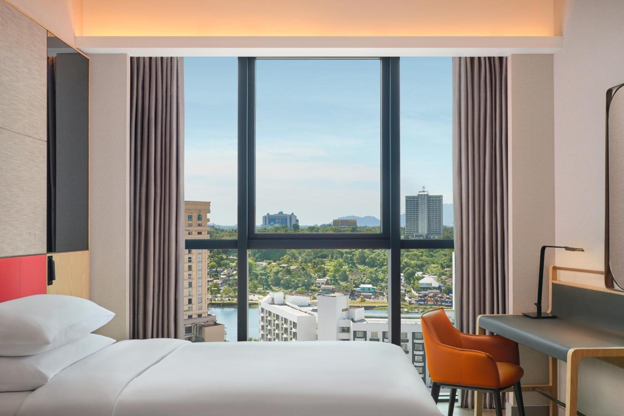 Sheraton Kuching Hotel Buitenkant foto