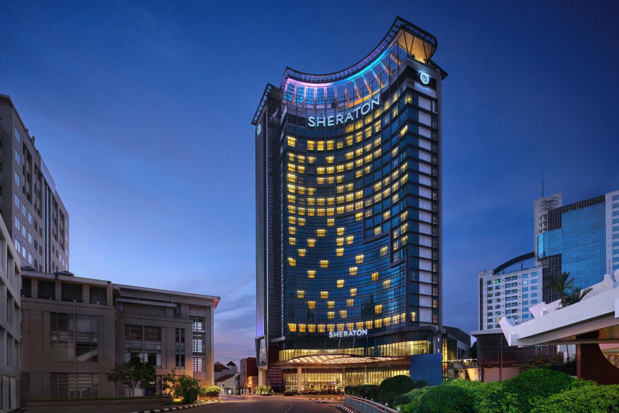 Sheraton Kuching Hotel Buitenkant foto