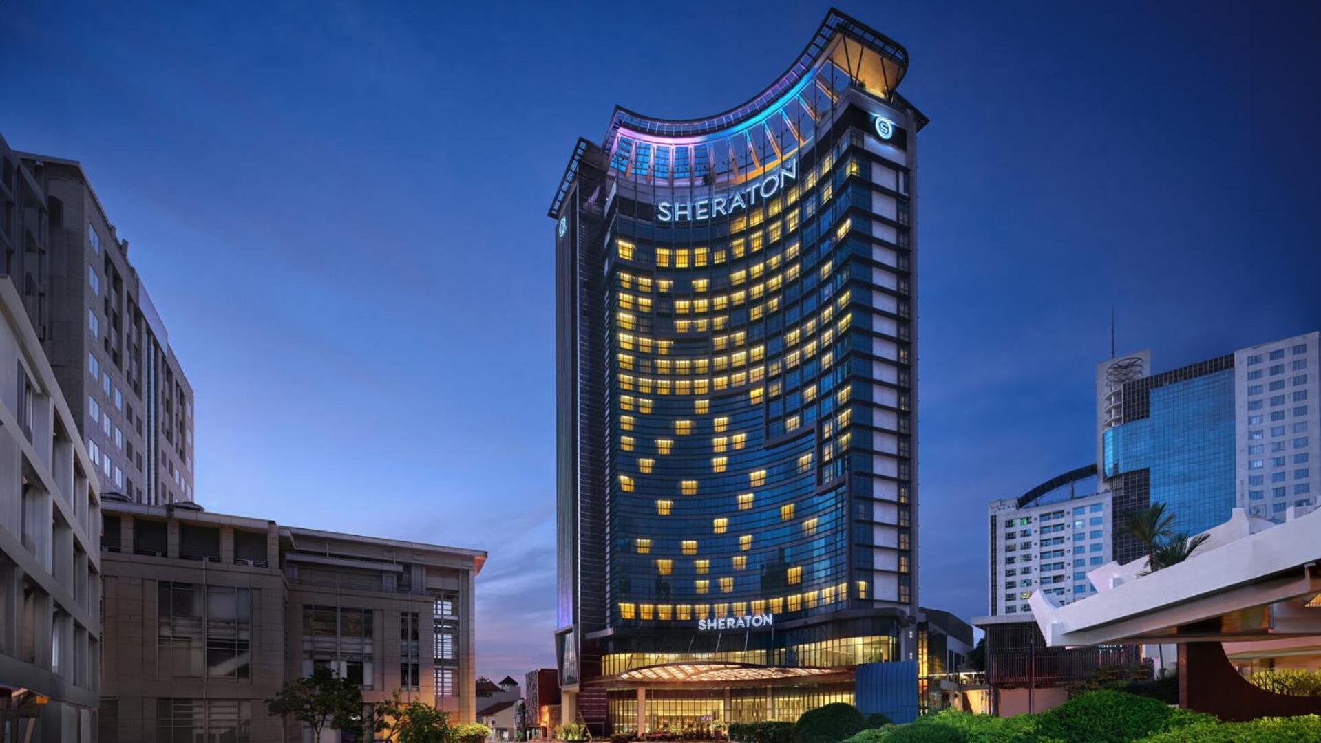 Sheraton Kuching Hotel Buitenkant foto
